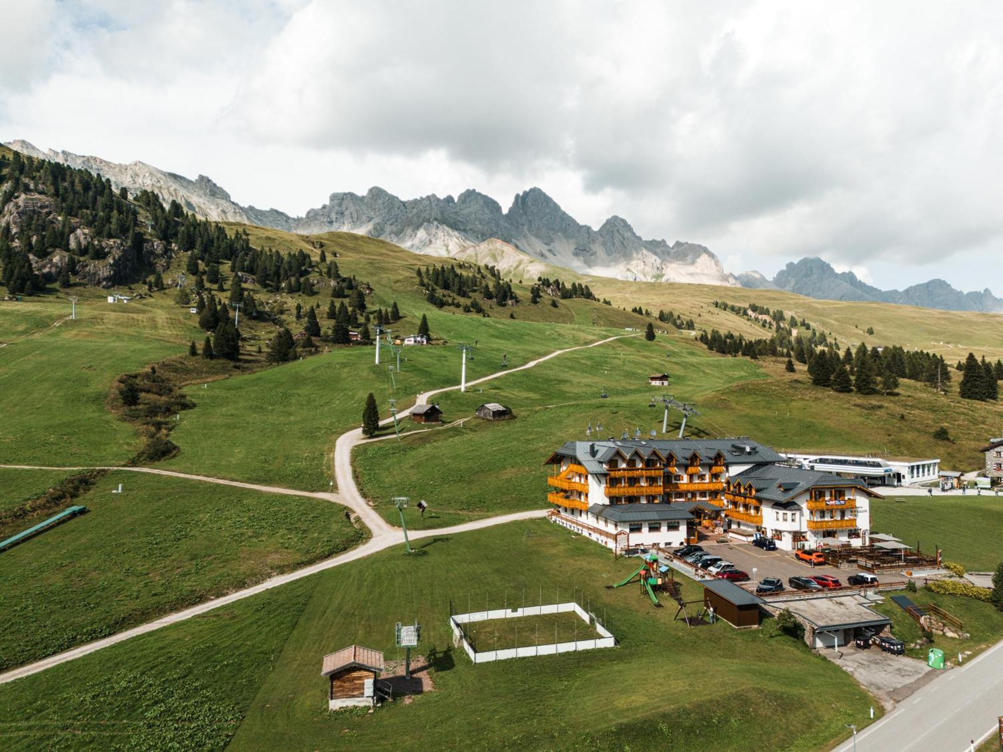 Hotel San Marco Passo San Pellegrino Esterno foto